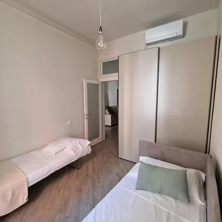 Casa A Mare In Pieno Centro Con Parcheggio Privato Incluso E Vicinissimo Al Mare