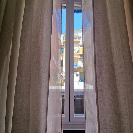 Casa A Mare In Pieno Centro Con Parcheggio Privato Incluso E Vicinissimo Al Mare Ferienhaus *