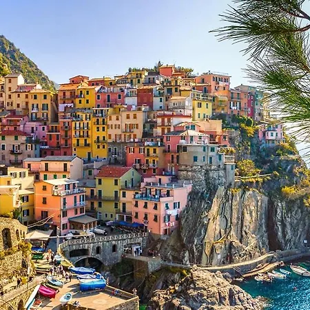 Casa A Mare In Pieno Centro Con Parcheggio Privato Incluso E Vicinissimo Al Mare * Chiavari