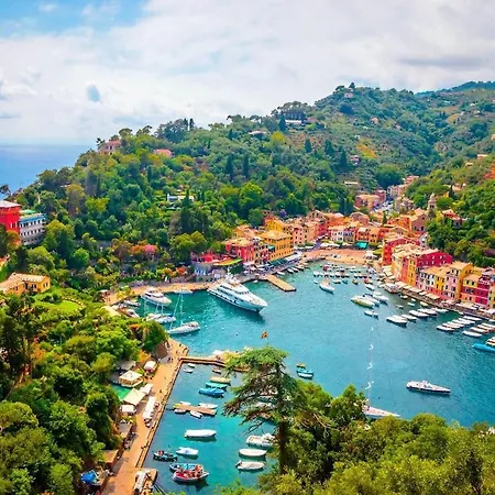 Casa A Mare In Pieno Centro Con Parcheggio Privato Incluso E Vicinissimo Al Mare